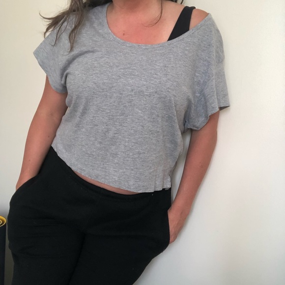 Cropped wide-necked t-shirt - Picture 4 of 4